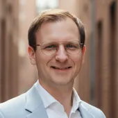 Arno Hoffrichter, Technik und Betrieb